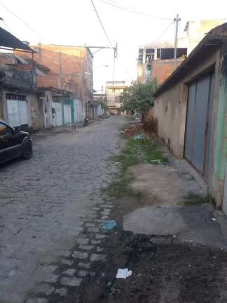 Imagem casa a venda em Macaé RJ. + ponto de comércio Bairro ajuda . 180m2.