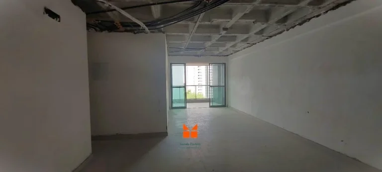 Imagem Novíssimo 4 quartos(2 suítes) no coração de Casa Forte!