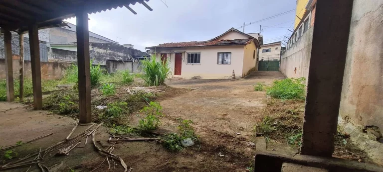 Imagem Terreno de Esquina com 660 m² Localização Excelente Para Comercio