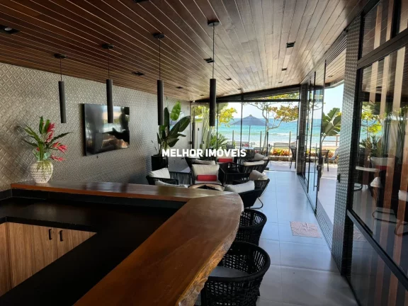 Imagem Apartamento Quadra mar á venda mobiliado decorado com 4 suítes 2 vagas em Itapema Meia Praia