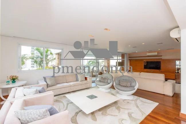 Imagem Apartamento com 257m² em Perdizes, 4 suI­tes e 5 vagas.