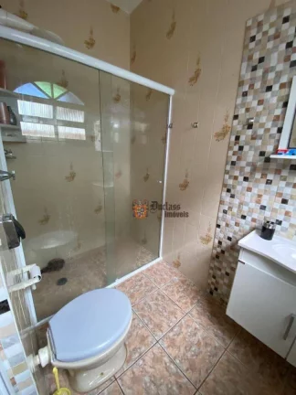 Imagem Casa com 3 dormitórios à venda por R$ 550.000 - Jardim Regina - Itanhaém/SP