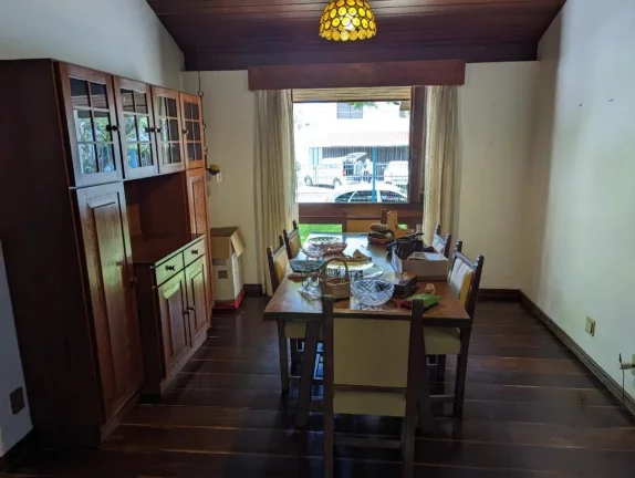 Imagem Casa tradicional ampla na trindade, qualidade e espaço