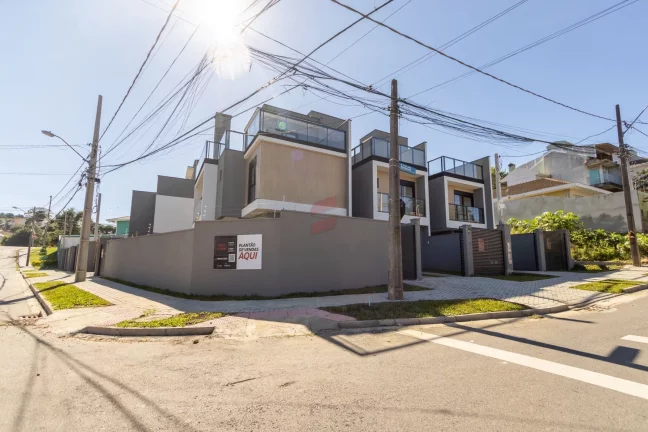 Imagem SOBRADO com 3 dormitórios à venda com 161.7m² por R$ 1.099.000,00 no bairro Pilarzinho - CURITIBA / PR