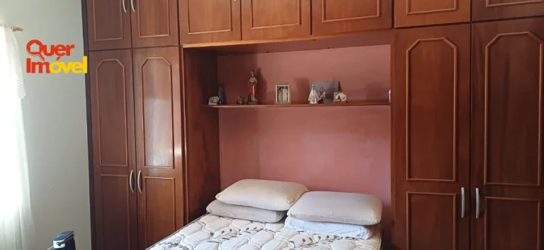 Imagem Imperdível casa à venda em Ribeirão Preto-SP, no bairro Parque Residencial Lagoinha! 3 quartos, 1 suíte, 1 sala, 2 banheiros, 4 vagas de garagem e 220m² de área. Confira!