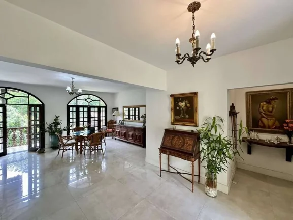 Imagem Cond Pq do Refúgio - 2.900 m² terreno, 5 suítes, piscina, quadra, pomar!