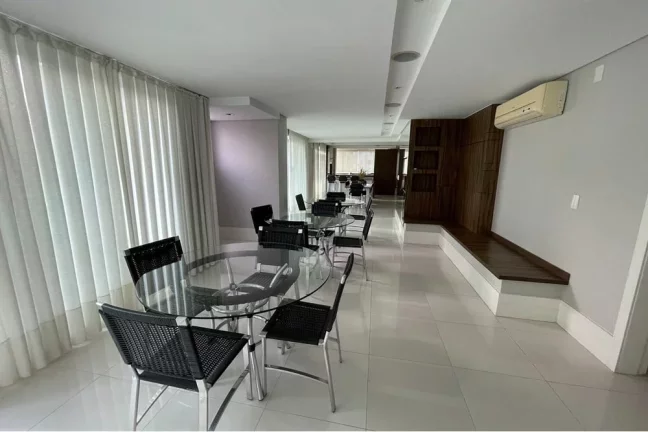Imagem Apartamento à venda em Balneário Camboriú, Centro, com 3 quartos, 163m2