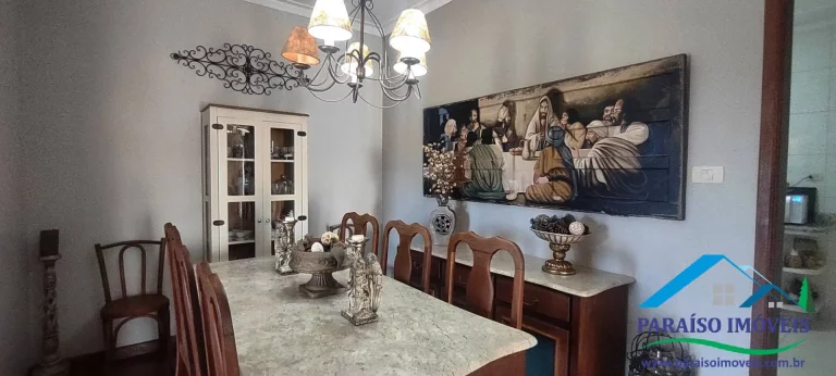 Imagem Conforto e Sofisticação te Esperam: Apartamento Decorado em Paraisópolis!