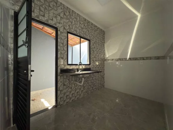 Imagem CASA COM 57.11 m² - OCIAN - PRAIA GRANDE SP