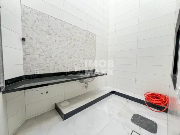 Imagem Casa Nova à Venda no Guará II: 3 Dormitórios e 278m² por R$1.294.700