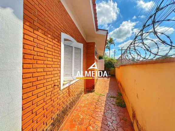 Imagem Casa com 3 dormitórios à venda, 200 m² por R$ 500.000,00 - Centro - Santa Gertrudes/SP