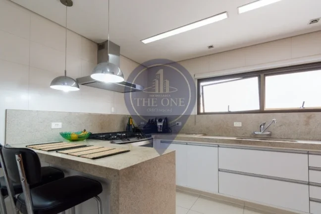 Imagem Cobertura de Luxo em Moema, São Paulo - 3 Quartos, 3 Suítes, 2 Salas, 6 Banheiros, 4 Vagas, 389m² de Área