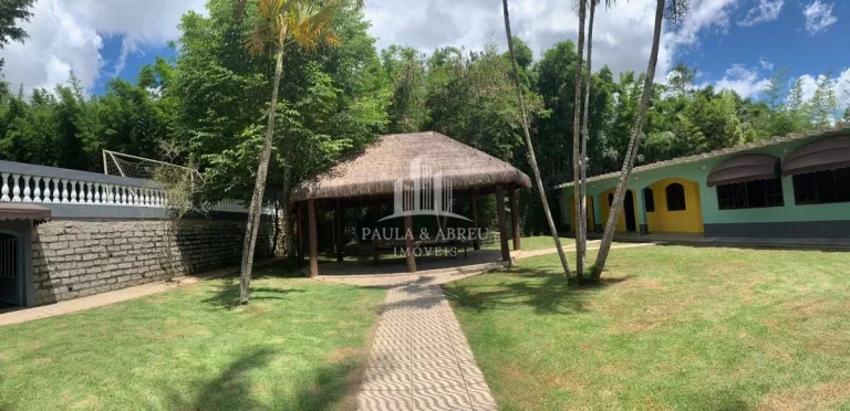 Imagem Vende-se Chácara Fantástica, são 13 Quartos, 10 Banheiros, Piscinas em Palmeiras, Suzano-sp