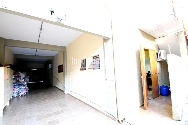 Imagem Comercial à venda 3 Quartos, 5 Vagas, 585M², Centro, Londrina - PR