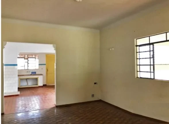 Imagem Casa no bairro Alto com 2 dormitórios, sala, banheiro social, cozinha 2 ambientes, lavanderia cober...