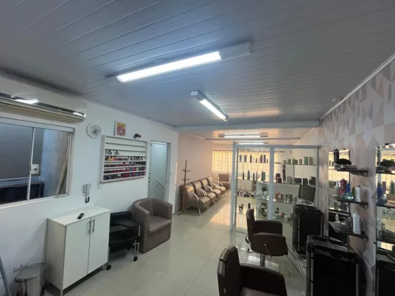 Foto do imóvel: Descubra Seu Espaço Certo Neste Imóvel Versátil!