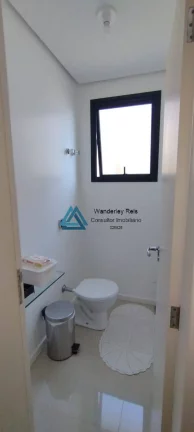 Imagem Belíssima casa com 3 suítes em área privilegiada