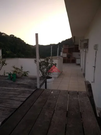 Imagem Excelente cobertura linear com 150 m², considerada a cobertura melhor localizada no condomínio.