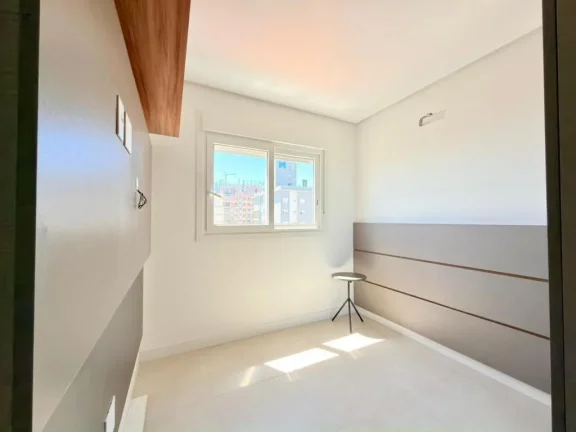 Imagem Apartamento 3 Dormitórios - Bairro Zona Nova