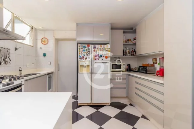 Imagem Jardins, parte plana, 183m²