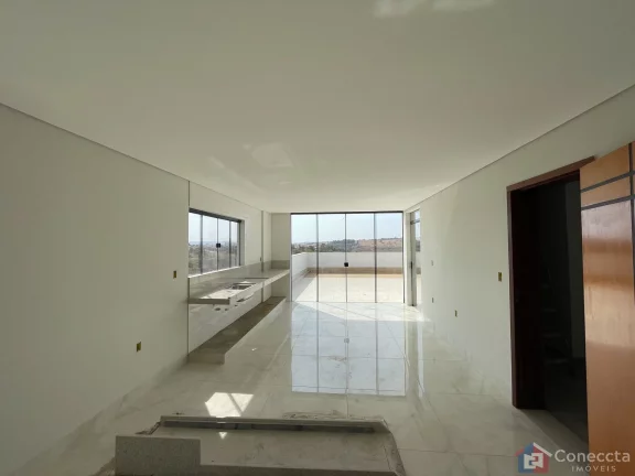 Imagem Cobertura de Alto Padrão à Venda no Campos Elísios – 3 Quartos e Área Externa