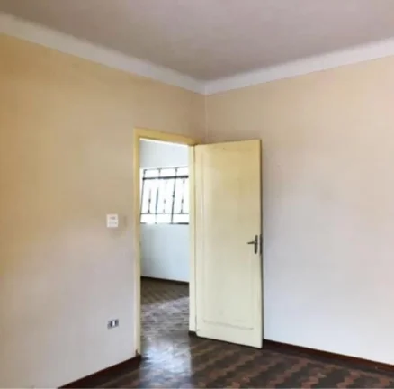 Imagem Casa no bairro Alto com 2 dormitórios, sala, banheiro social, cozinha 2 ambientes, lavanderia cober...