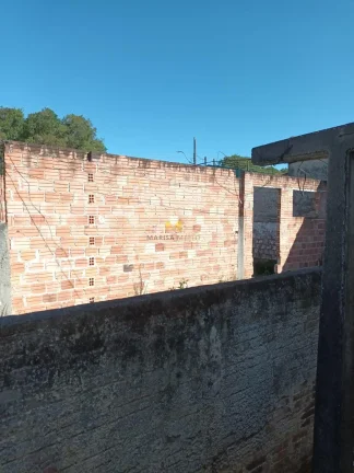 Imagem Casa com terreno à venda no bairro São Cristovão em Piraquara!!!