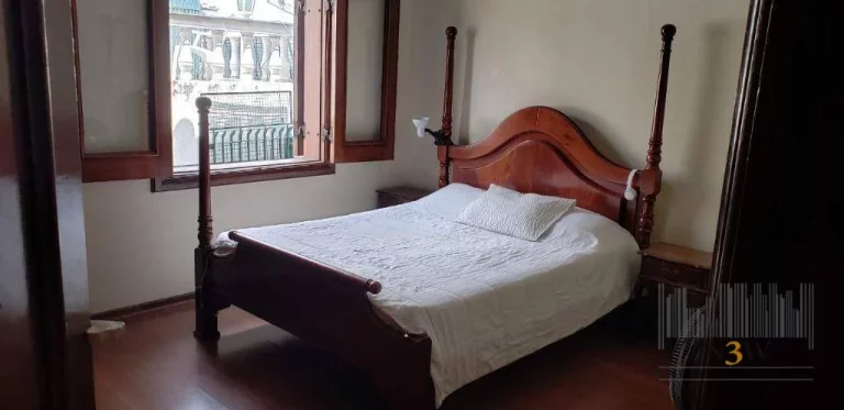 Imagem Casa à venda ou locação no Alto da Lapa São Paulo SP com 3 suítes, 6 banheiros, 6 vagas e 297m² em terreno de 622m²