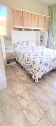 Imagem Seu novo lar em Santos: Casa espaçosa de 3 quartos com edícula para a família.