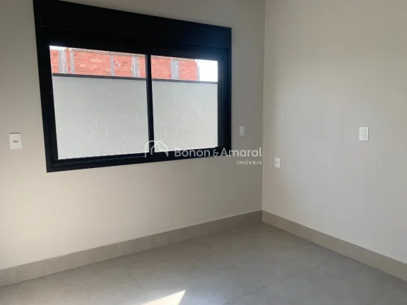Imagem Casa térrea nova à venda com 3 quartos sendo 3 suítes, todas com armários planejados, ar condici...