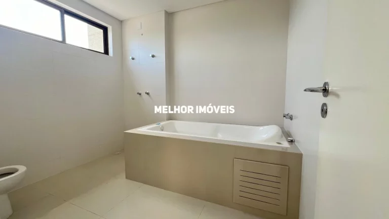 Imagem Apartamento Duplex à Venda com 04 dormitórios - Balneário Camboriú - SC