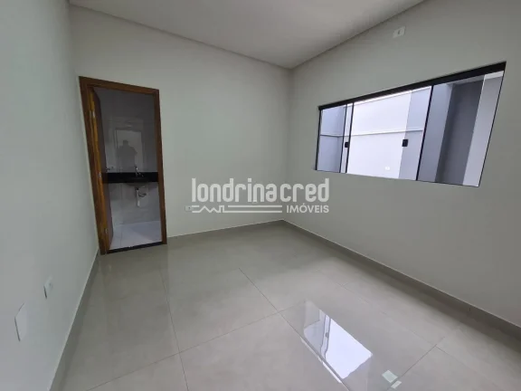 Imagem Casa com 2 quartos (1 suíte), planta bem distribuída, 2 vagas, 80m² construídos em terreno de 125m² na região sul de Londrina