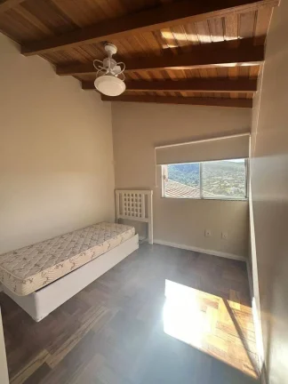 Imagem Linda casa no Jd. das Palmeiras