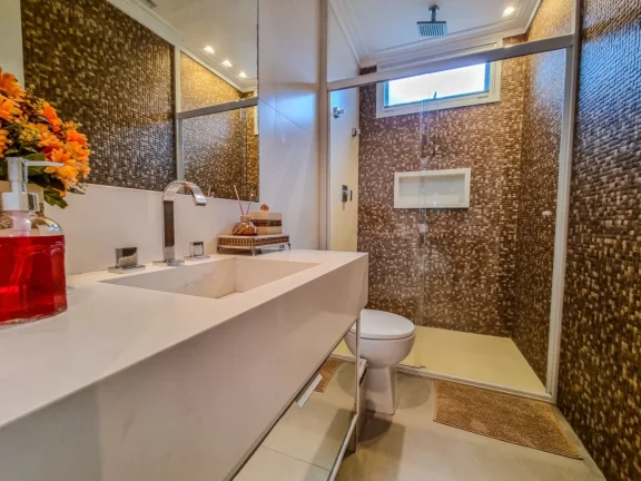 Imagem Imperdível! Casa de luxo à venda em Riviera de São Lourenço Módulo 28, 6 quartos, 6 suítes, 3 salas, 6 vagas de garagem - 406,02 m².
