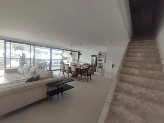 Imagem Apartamento duplex novo para temporada em Jurerê – vista para o mar