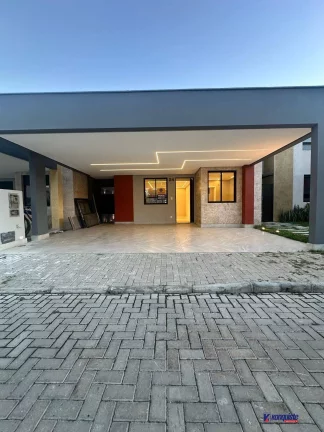 Imagem VENDO CASA 4/4 REFORMADA CONDOMÍNIO-SIM
