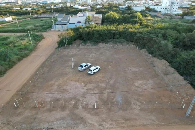 TERRENO RESIDENCIAL em VITÓRIA DA CONQUISTA - BA, CANDEIAS