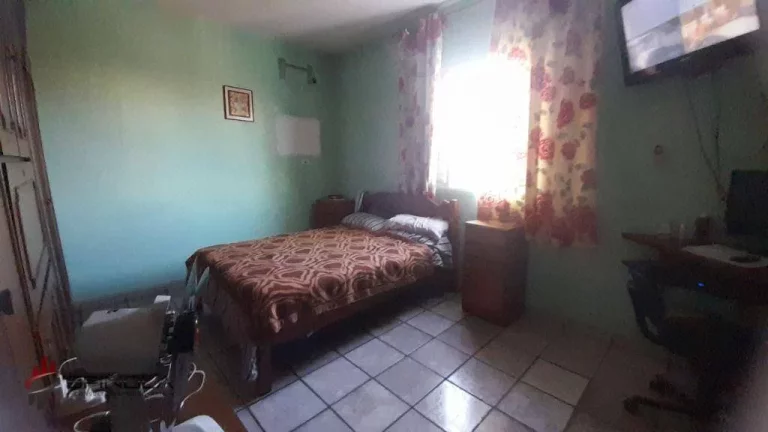 Imagem Sobrado com 5 dormitórios à venda, 346 m² por R$ 950.000,00 - Mirim - Praia Grande/SP