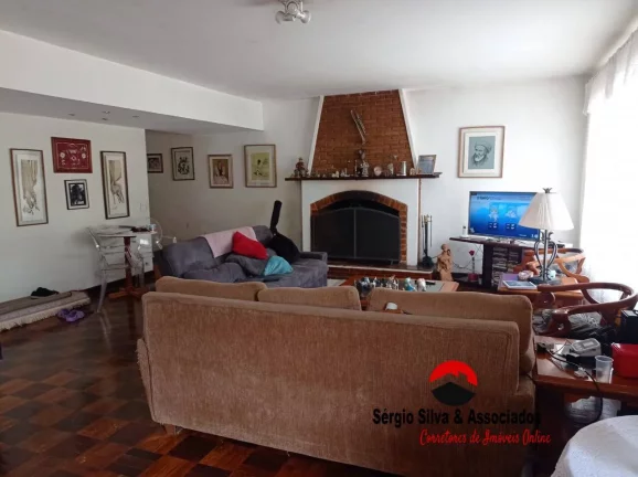 Imagem Casa a Venda na Região do Vila Inglesa em campos do jordao - SP.