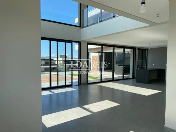 Imagem Colinas do Paratehy Norte | Sobrado de Alto Padrão | 4 Suítes