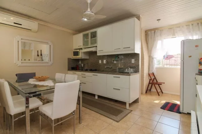 Imagem Casa à venda no bairro Nonoai - Porto Alegre/RS