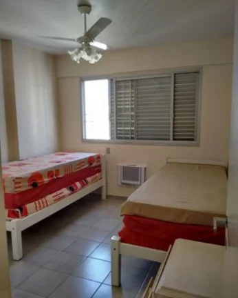 Imagem Apartamento à venda no Guarujá na Praia das Pitangueiras.