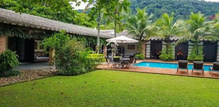 Imagem Oportunidade imperdível: Pousada comercial à venda ou locação em Guarujá-SP, bairro Guaiúba, com 9 quartos, 9 suítes, 3 salas, 11 banheiros, 9 vagas de garagem e 800,00 m² de área.