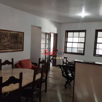 Imagem Casa com 4 dormitórios à venda, 247 m² por R$ 745.000,00 - Centro - Cabo Frio/RJ