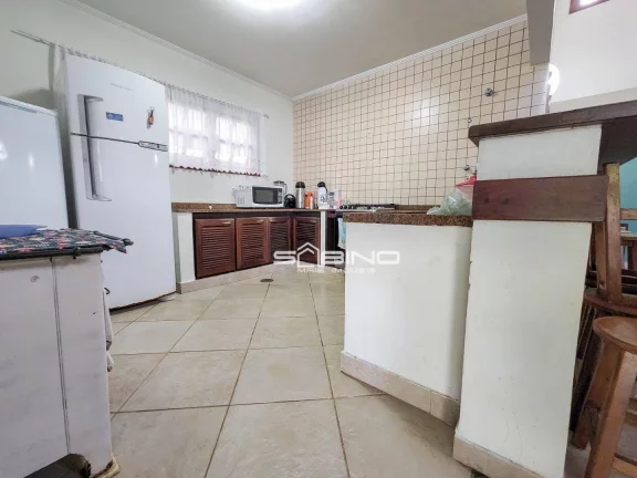 Imagem Belíssima Casa à venda, com 5 Dormitórios 2 Suítes 280m² de área útil, na Riviera de São Lourenço - Bertioga SP