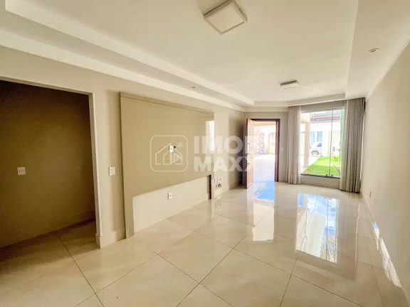 Imagem Espetacular Casa em Condominio Fechado por R$ 990.000