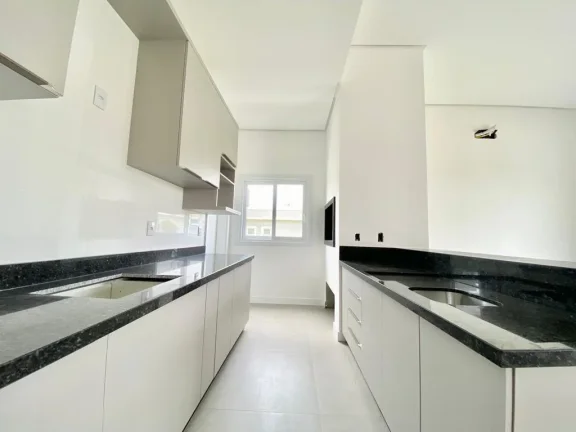 Imagem Casa em Condominio 3 Dormitórios - Bairro Dubai