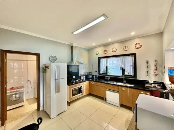Imagem Casa 3 Suítes + Hóspedes com Vista Campo de Golf