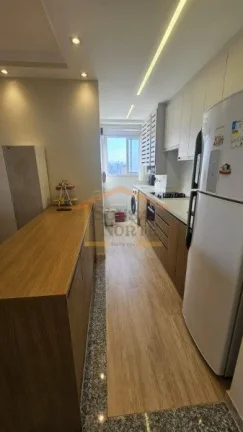 Imagem Apartamento com 55m², dispõe de 2 dormitórios, sendo 1 suite, 2 banheiros, sala para dois ambient...