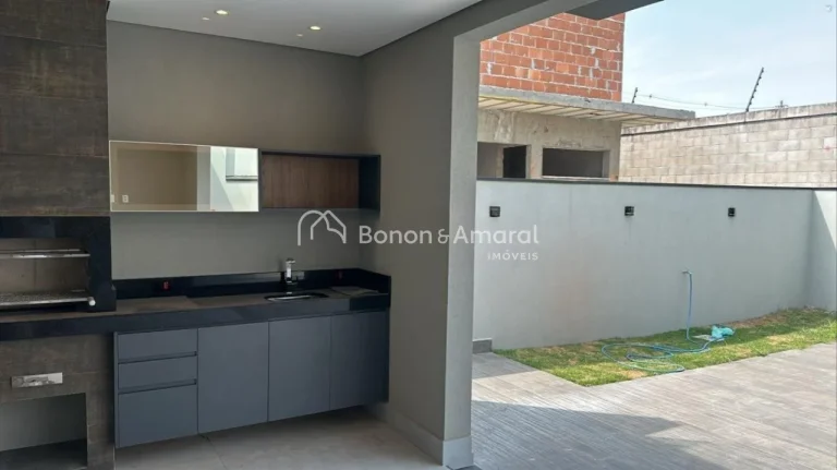 Imagem Sobrado novo no Colline di Parma, com arquitetura moderna e ambientes integrados. A residência cont...